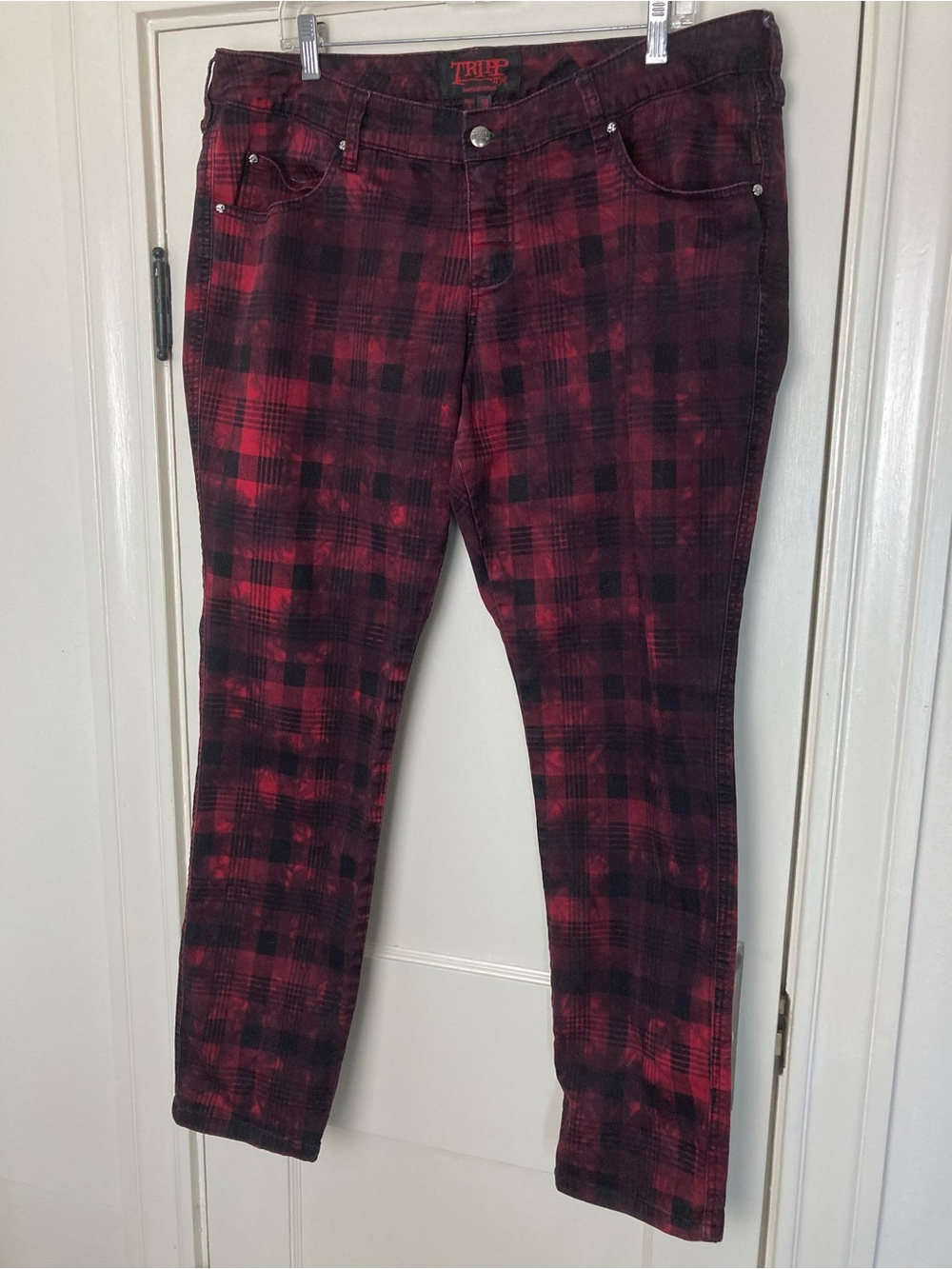 Tripp NYC red plaid distressed tie dye pants jeans Punk grunge goth size 18 - Picture 4 of 16